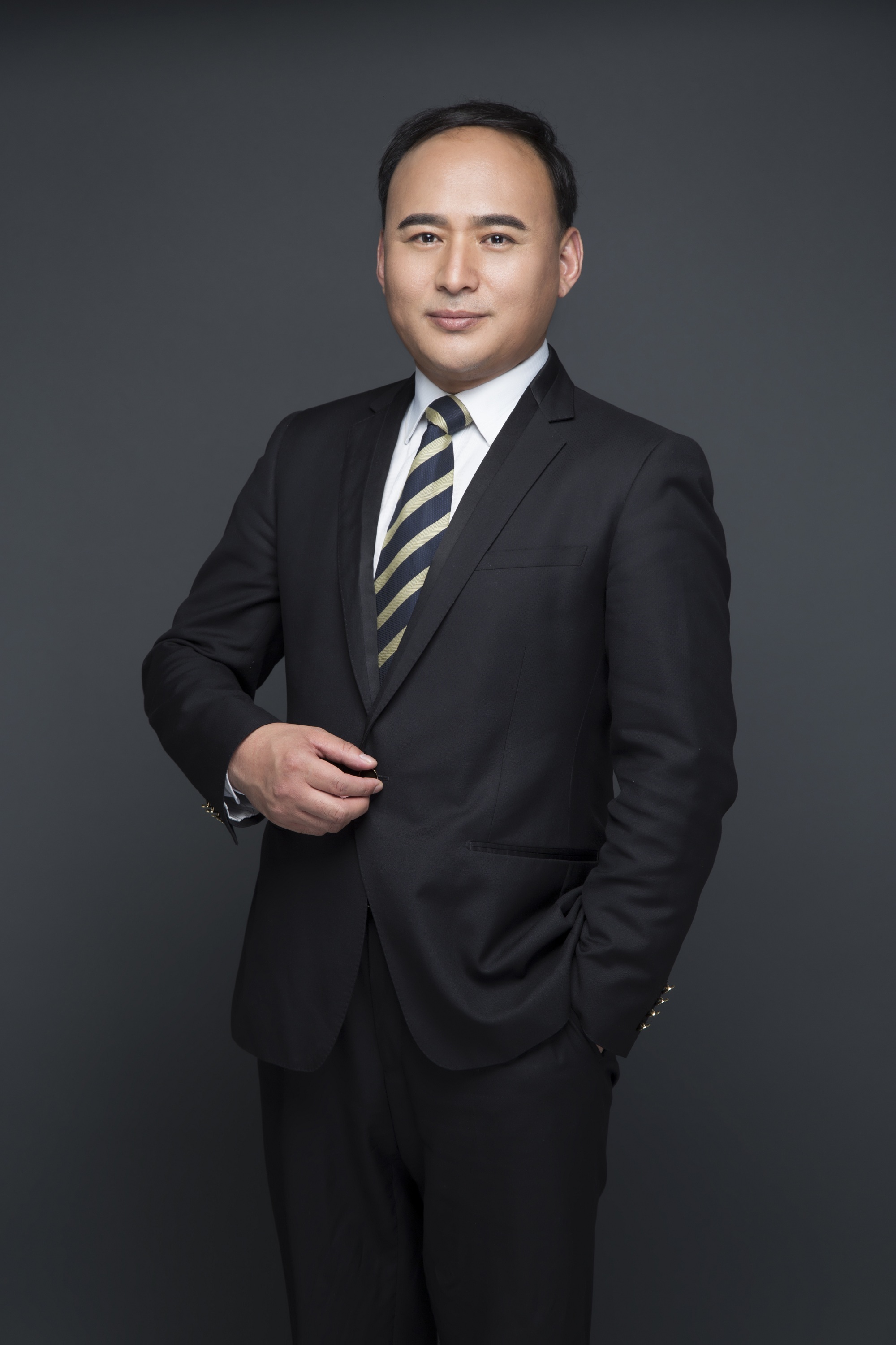许印固 摄影指导总监